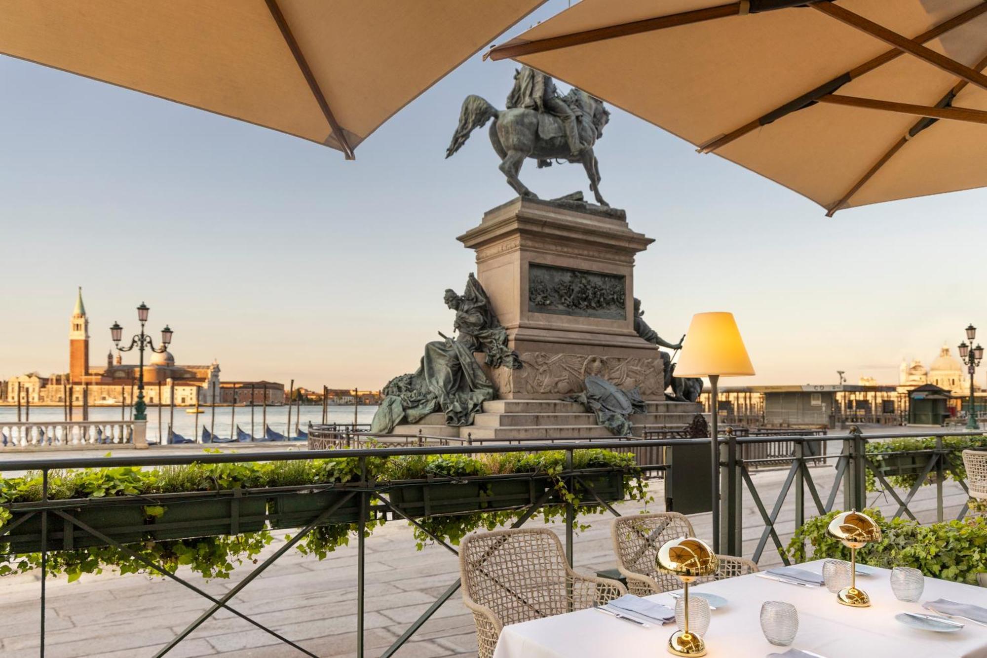 Londra Palace Venezia Екстер'єр фото